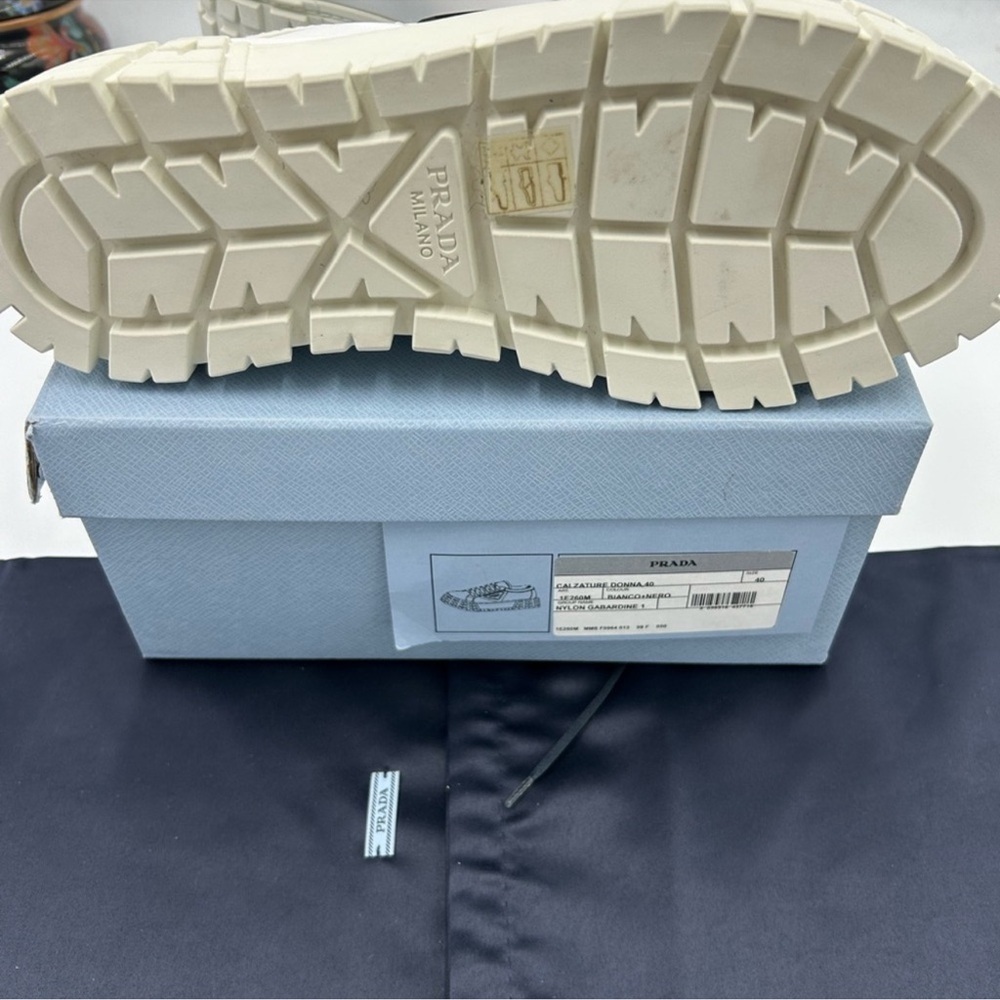 Women’s Prada double wheel chunky low top sneakers size 40 made in Italy - Picture 9 of 11